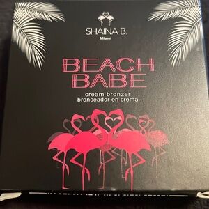 Beach Babe cream bronzer New